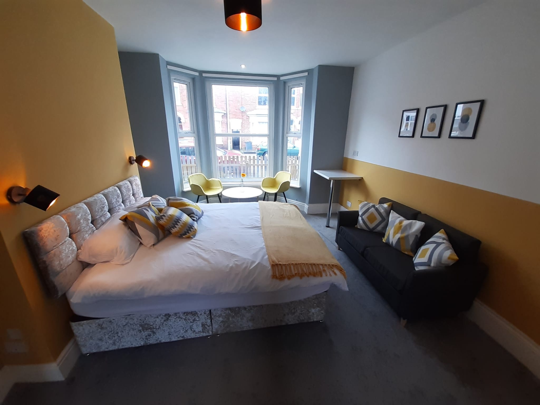 Let's Rent Hull Room available 20 Vermont Street, Hull.